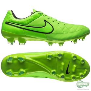 Nike - Tiempo Legacy