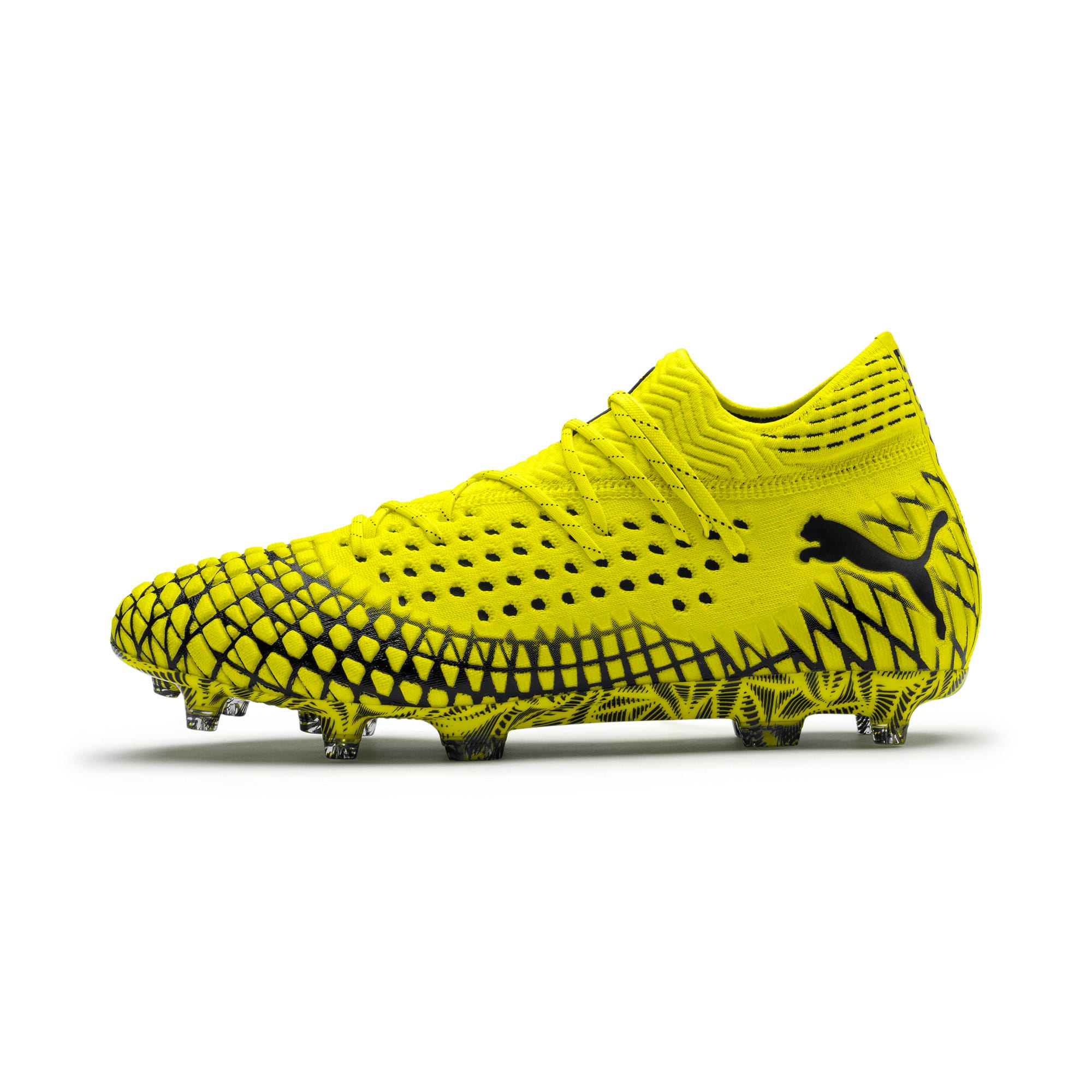 yellow puma football boots